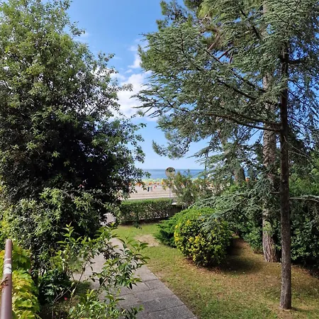 Apartamento Aurora Grado