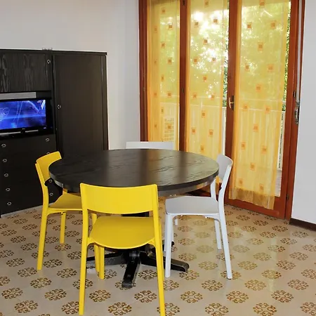 Aurora Apartment *